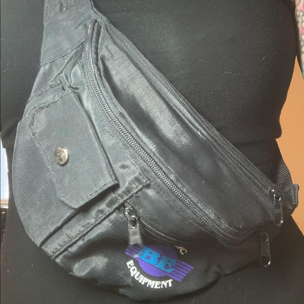 Vintage 90s Basic Equipment Fanny Pack/Bumbag - image 3